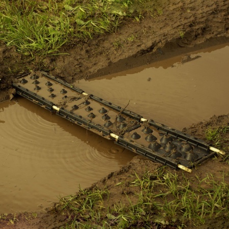 Антипробуксовочное устройство для авто "PROTEX Кантри" полипропилен. (3секц., в слож.виде 38х21х8см)