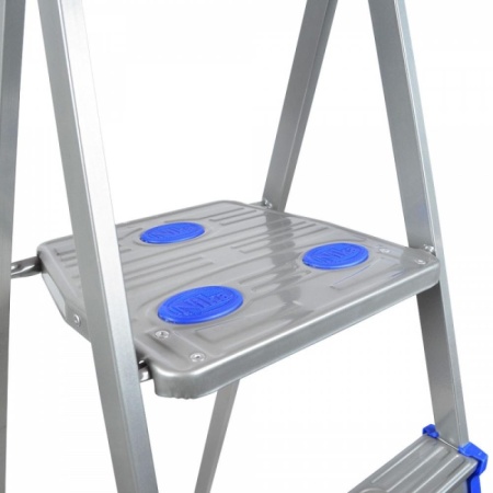 Стремянка стальная 7 ступеней (1,5м)