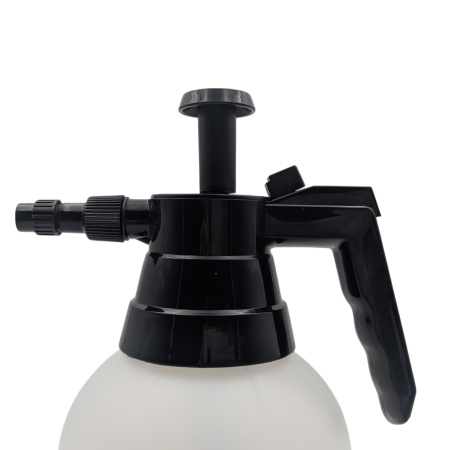 Опрыскиватель с клапаном "Radivas" 2л