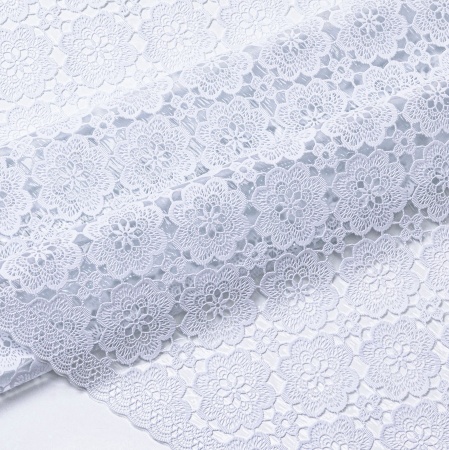 Клеенка столовая "Grace Лейс" 1,37х20м (LA-0599U)