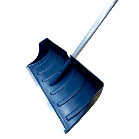 Лопата снеговая "Зима №7" п/эт. черная, с алюм.накл., алюм. черенк, ручкой,d тулейки 32мм, 600х300мм