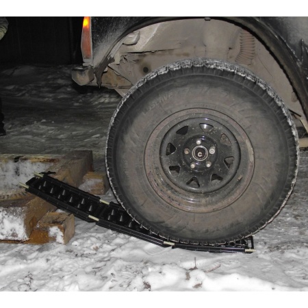 Антипробуксовочное устройство для авто "PROTEX Кантри" полипропилен. (3секц., в слож.виде 38х21х8см)